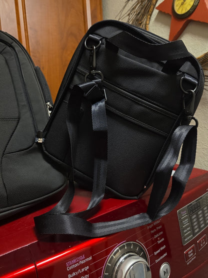 New without tags Ful backpack. Black.